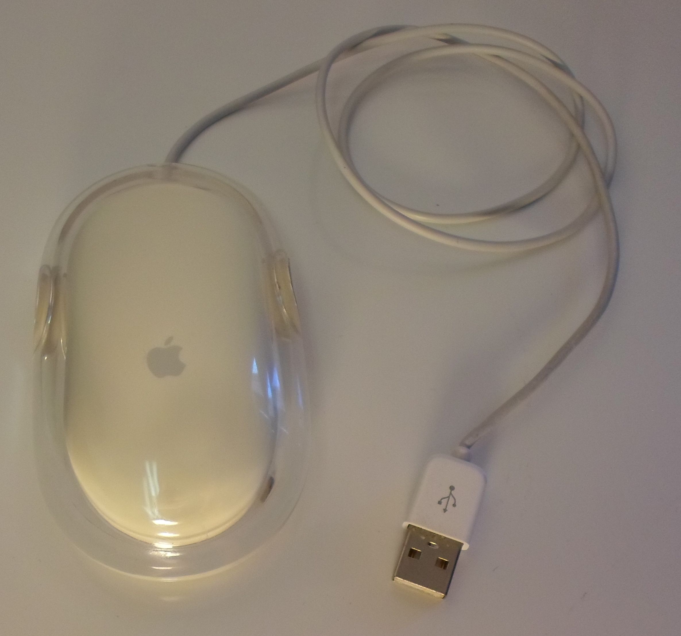 Apple Desktop Mouse